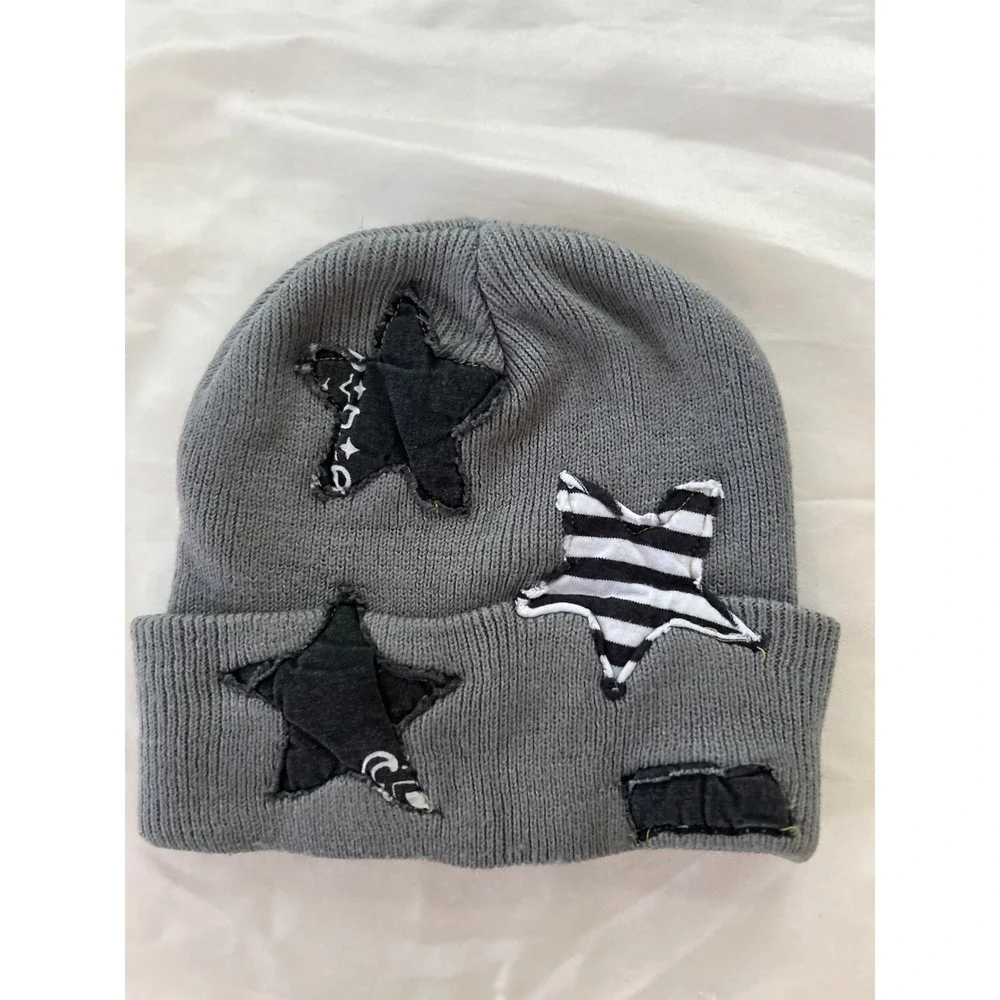 BP Infant Toddler Gray Knit Beanie Hat Star Patch Appliqué Cuffed 100% Acrylic